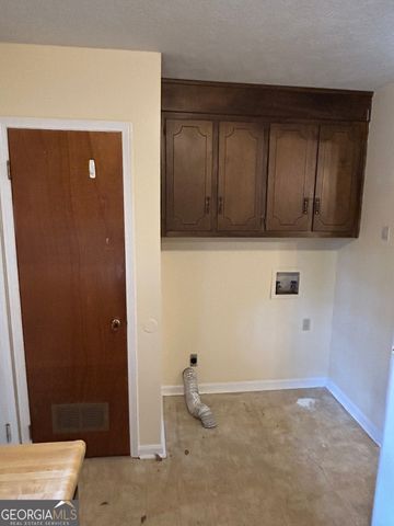 627 Epps Bridge Parkway, Athens, GA 30606