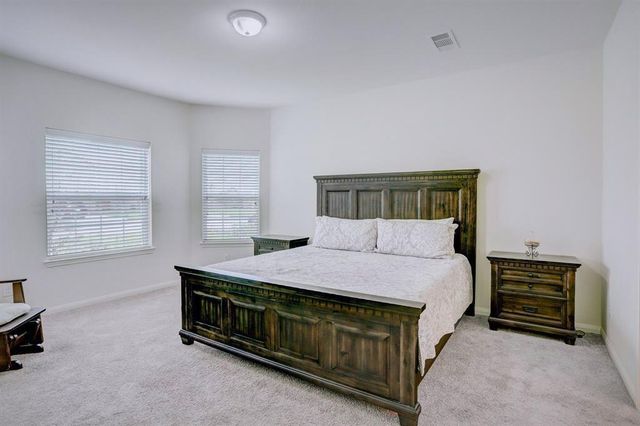 1303 Emerald Stone Drive, Rosharon, TX 77583