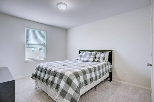 1303 Emerald Stone Drive, Rosharon, TX 77583