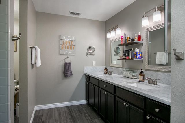 14975 Lago Dr, Rancho Murieta, CA 95683