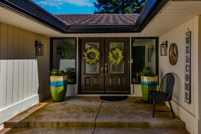 14975 Lago Dr, Rancho Murieta, CA 95683