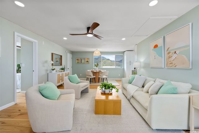 337 Kihapai Street C, Kailua, HI 96734