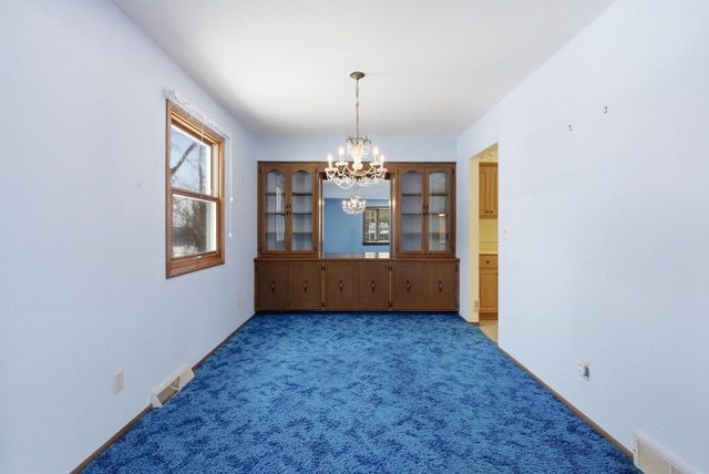 3642 COUNTY ROAD I, Saukville, WI 53080