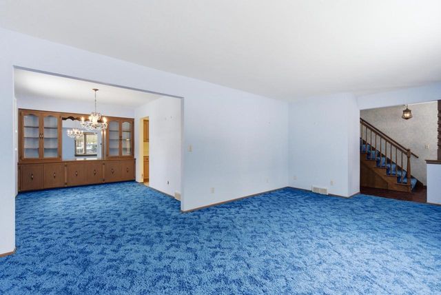 3642 COUNTY ROAD I, Saukville, WI 53080