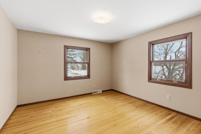 3642 COUNTY ROAD I, Saukville, WI 53080