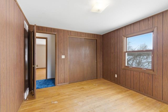 3642 COUNTY ROAD I, Saukville, WI 53080