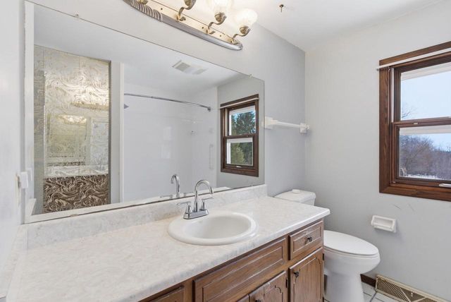 3642 COUNTY ROAD I, Saukville, WI 53080