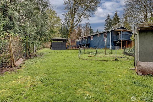 10624 171st Avenue NE, Redmond, WA 98052