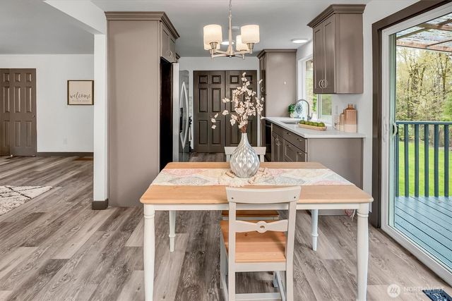 10624 171st Avenue NE, Redmond, WA 98052