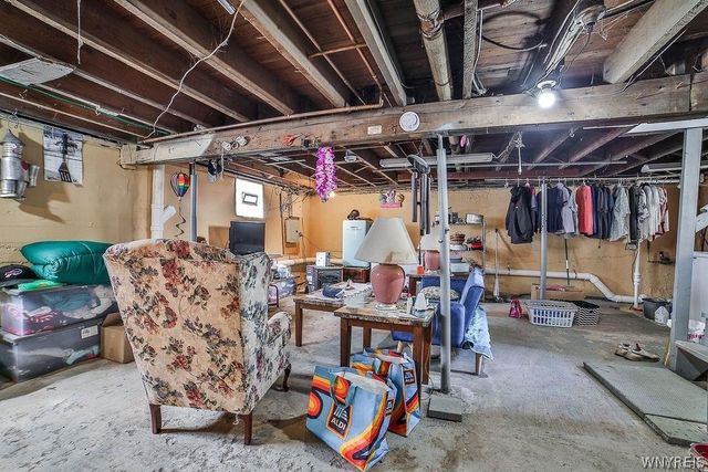 42 Beverly Avenue, Lockport City, NY 14094