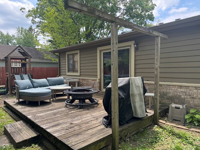 263 S Jefferson Street, Brownsburg, IN 46112