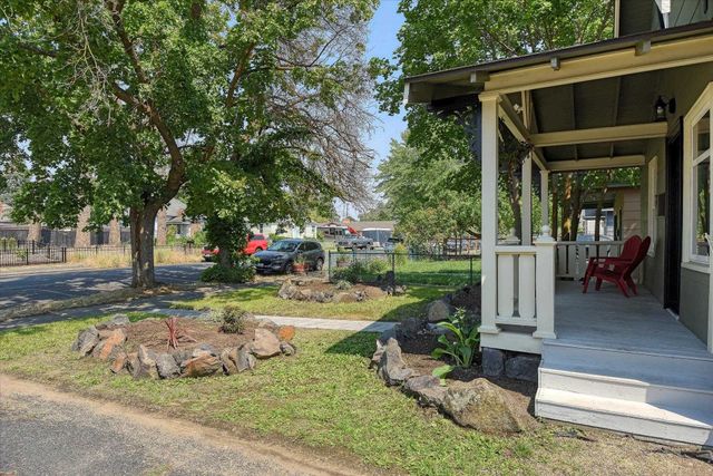 1917 W Mansfield Ave, Spokane, WA 99205