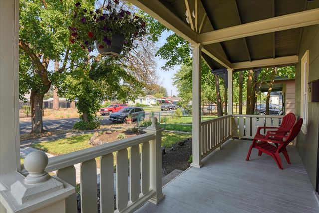 1917 W Mansfield Ave, Spokane, WA 99205