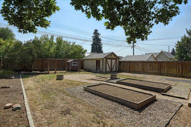 1917 W Mansfield Ave, Spokane, WA 99205