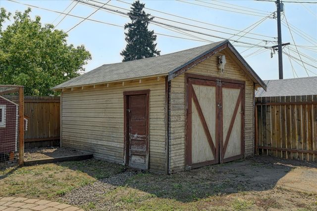 1917 W Mansfield Ave, Spokane, WA 99205