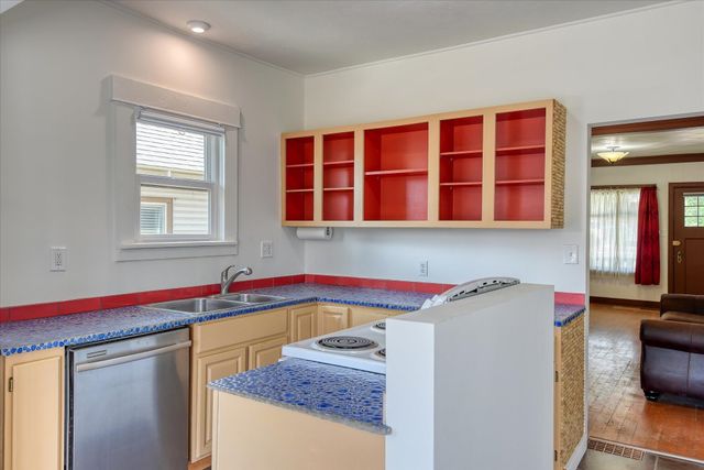 1917 W Mansfield Ave, Spokane, WA 99205