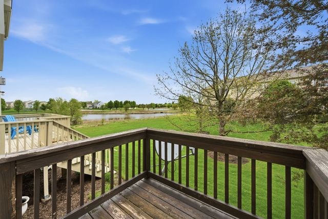 1854 Fredericksburg Lane, Aurora, IL 60503