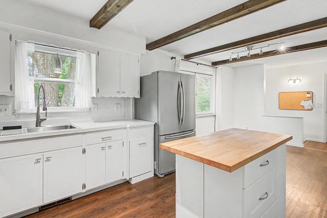 5616 Highwood Drive, Edina, MN 55436