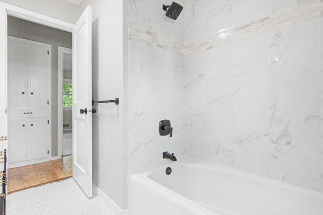 5616 Highwood Drive, Edina, MN 55436