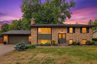 5616 Highwood Drive, Edina, MN 55436