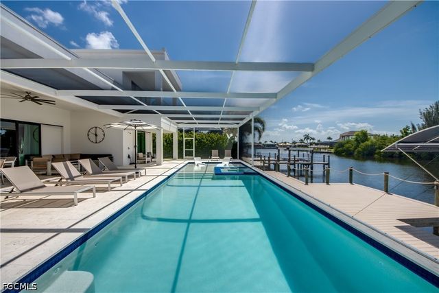2622 SW 46th TER, Cape Coral, FL 33914