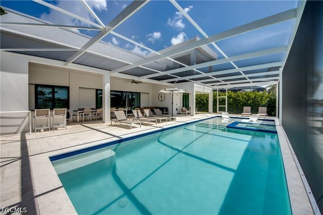 2622 SW 46th TER, Cape Coral, FL 33914
