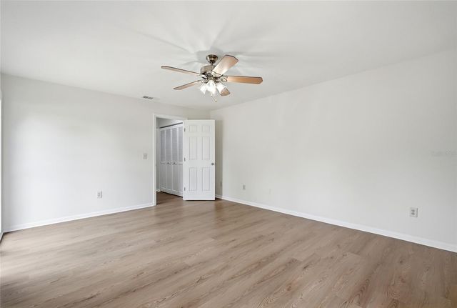 8215 LA SERENA DRIVE, Tampa, FL 33614