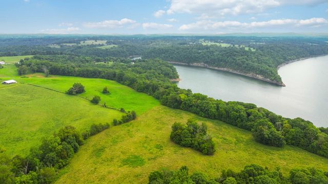 75 Fishing Creek Road, Nancy, KY 42544