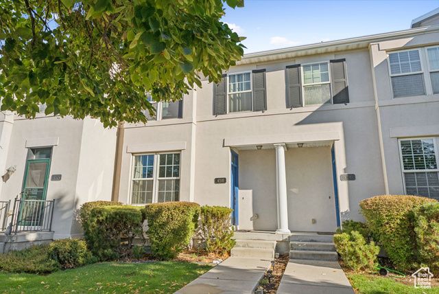 4518 W CAVE RUN LN, South Jordan, UT 84095