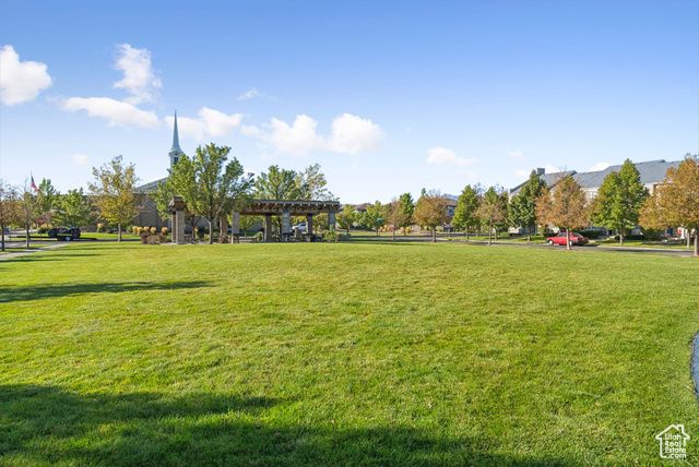 4518 W CAVE RUN LN, South Jordan, UT 84095