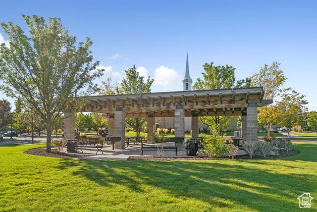 4518 W CAVE RUN LN, South Jordan, UT 84095