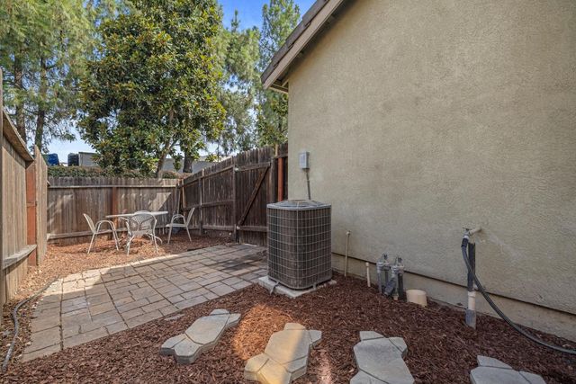 1820 Caleb Cir, Stockton, CA 95210