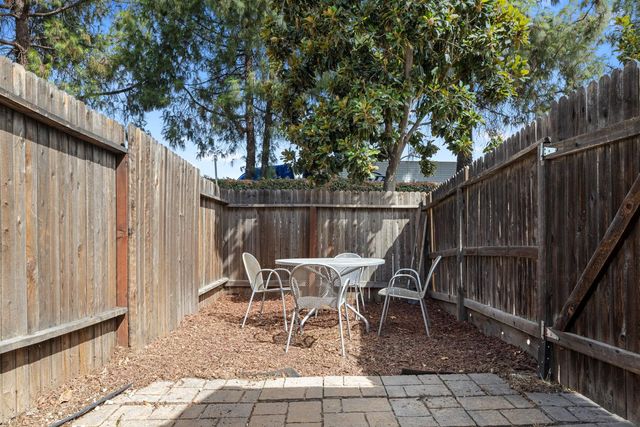 1820 Caleb Cir, Stockton, CA 95210