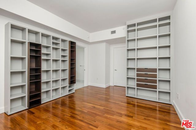 1 W Century Drive 24D, Los Angeles, CA 90067