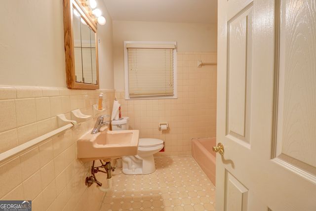 281 springdale Drive, Winder, GA 30680