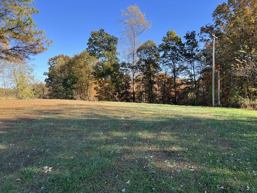 0 Oak Grove Rd, Red Boiling Springs, TN 37150