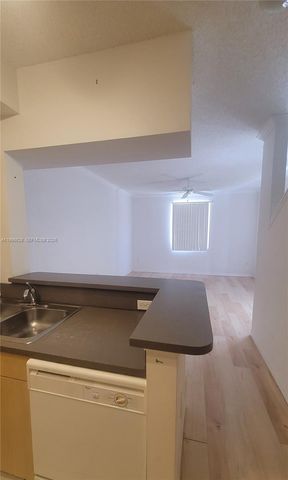 2961 NE 185th St 1607, Aventura, FL 33180