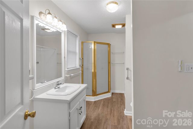 215 King Street S, Gastonia, NC 28086