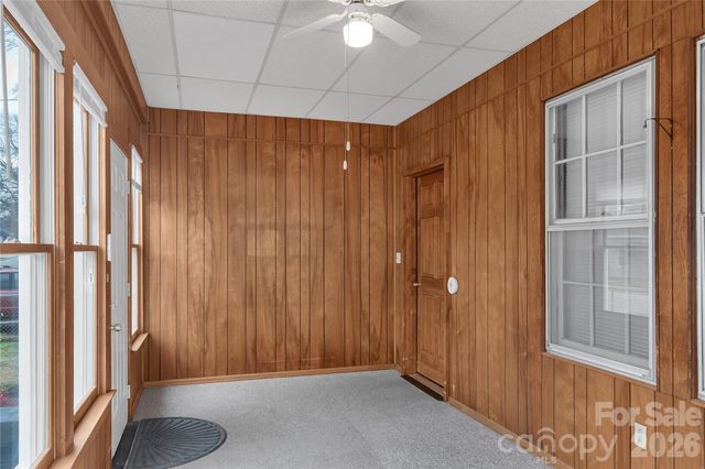 215 King Street S, Gastonia, NC 28086