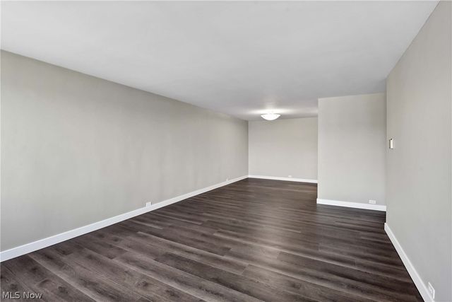 12700 Lake Avenue 2001, Lakewood, OH 44107