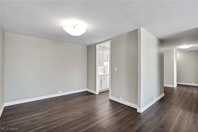 12700 Lake Avenue 2001, Lakewood, OH 44107