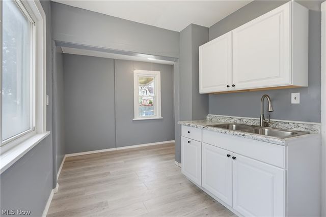 3842 Highland Road, Cleveland, OH 44111