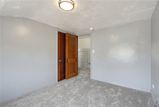3842 Highland Road, Cleveland, OH 44111