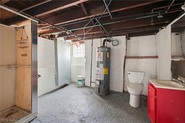 3842 Highland Road, Cleveland, OH 44111