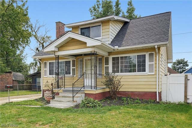 3842 Highland Road, Cleveland, OH 44111