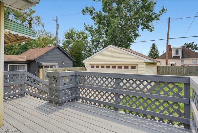 3842 Highland Road, Cleveland, OH 44111