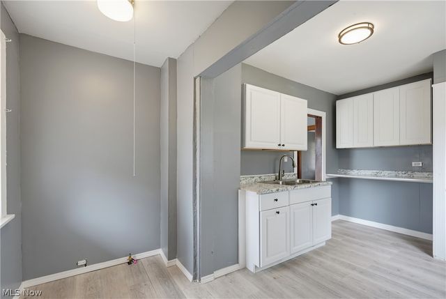 3842 Highland Road, Cleveland, OH 44111
