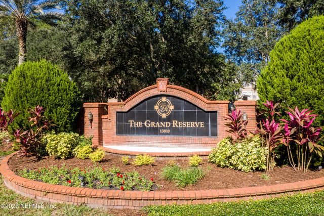 13810 SUTTON PARK Drive N 621, Jacksonville, FL 32224