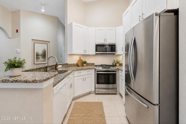 13810 SUTTON PARK Drive N 621, Jacksonville, FL 32224