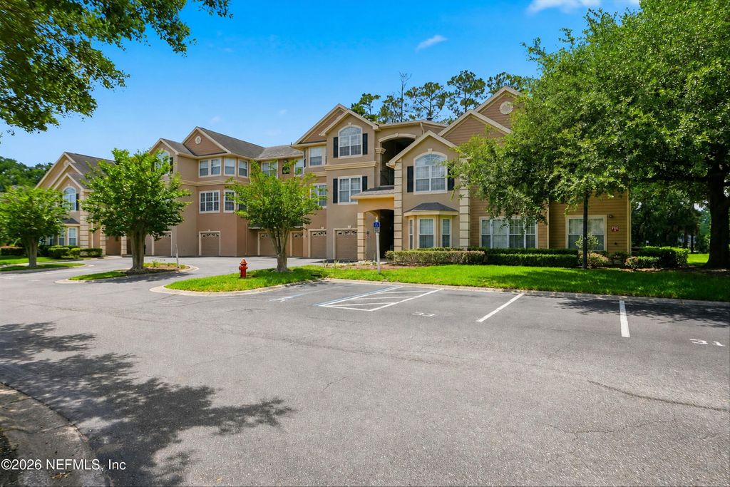 13810 SUTTON PARK Drive N 621, Jacksonville, FL 32224